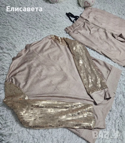 Дамски модерен екип , снимка 10 - Спортни екипи - 50624679