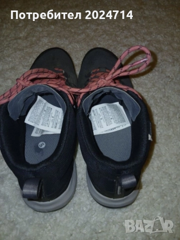 Туристически обувки Quechua 38, снимка 8 - Дамски ежедневни обувки - 52176501