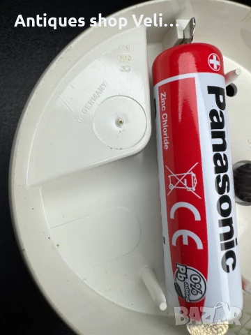 Немски кварцов часовник-биела №7051 , снимка 7 - Антикварни и старинни предмети - 50688023