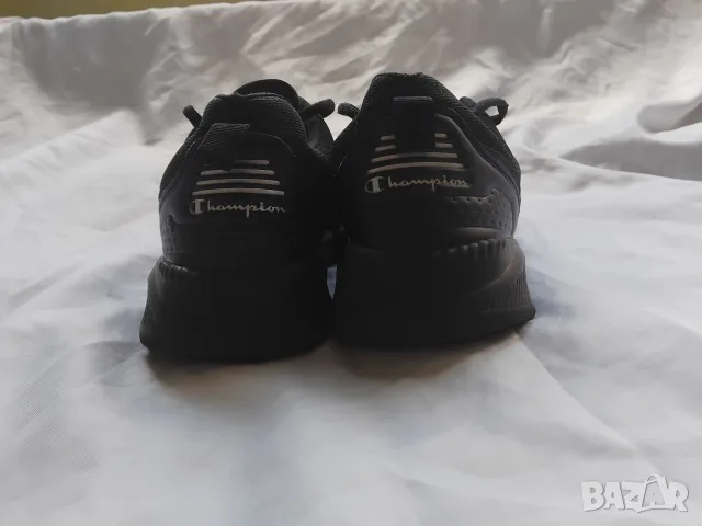 Champion 100% оригинални мъжки маратонки, 44 номер, снимка 3 - Маратонки - 56183124