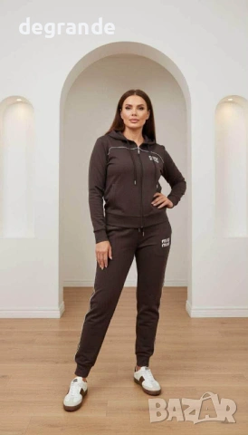 Дамски комплект Miu Miu   2хл до 4хл размер   , снимка 4 - Спортни екипи - 53284309