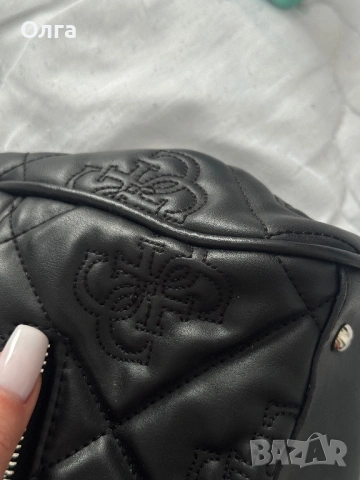 Чанта Guess, снимка 5 - Чанти - 53732622
