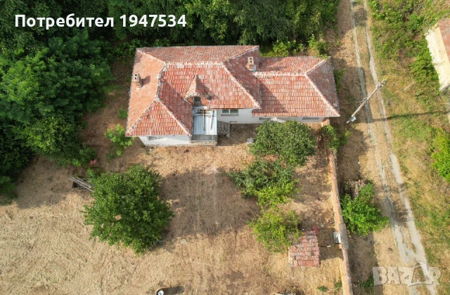 Продава се къща с голям двор и невероятна гледка в с. Русаля, обл. Велико Търново, снимка 8 - Къщи - 50580431