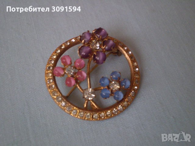 красива рядка антикварна брошка със цветя , снимка 1