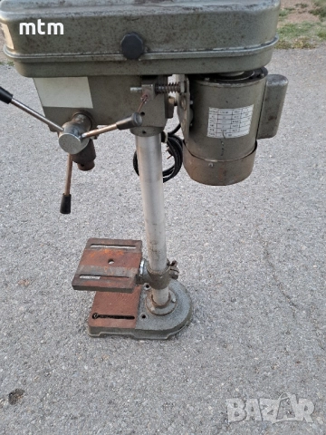 настолна бормашина 