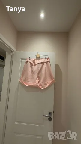 Дрехи марка Guess с етикет и като нови