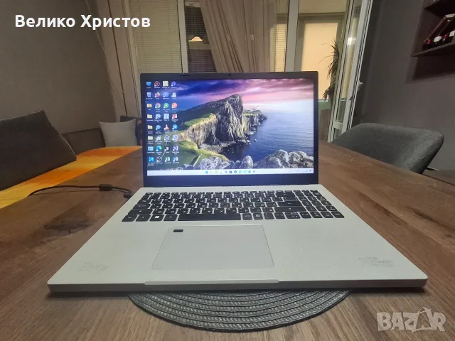Продавам лаптоп "Acer", снимка 2 - Лаптопи за дома - 55875095