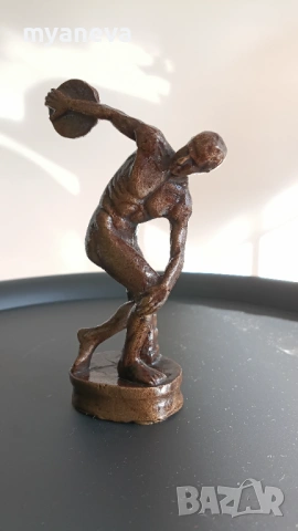 Дискохвъргачът или „Дискобол“ , бронзова статуетка , снимка 8 - Статуетки - 53817587