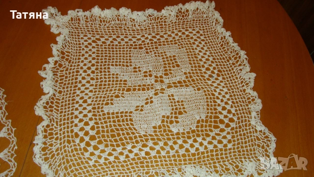 покривки -ръчно плетиво, снимка 7 - Покривки за маси - 51727624