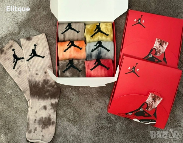 унисекс цветни дълги чорапи в кутия ,6 чифта jordan