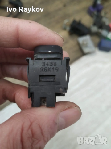 Бутон за  задните стъкла на лявата врата CITROËN EVASION , 3438R6K19, снимка 5 - Части - 53175270