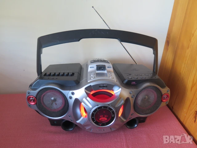 Sony CFD-RG880CP "Xplod" ,USB, радиокасетофон, снимка 14 - Радиокасетофони, транзистори - 50529488