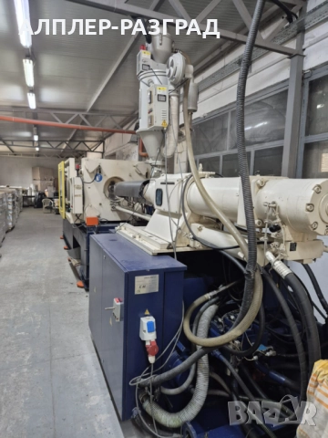 Работеща линия за пластмасови кутии за сирене - Krauss Maffei!!!, снимка 18 - Друго търговско оборудване - 51580978