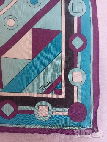 Дамски шал Emilio Pucci, снимка 6 - Шалове - 53825983