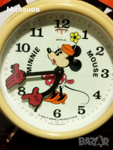 Стар механичен будилник, настолен часовник, снимка 2 - Антикварни и старинни предмети - 53002895