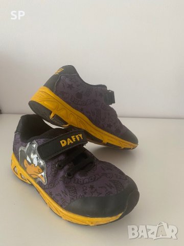 Светещи маратонки за момче 