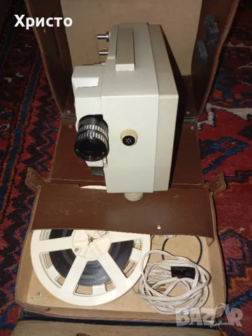 Руска кино машина перфектно състояние., снимка 3 - Камери - 48909195