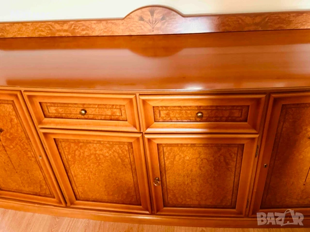 Масивен комплект Бюфет + Витрина + ТВ/Видео Шкаф, снимка 2 - Секции и витрини - 51172807