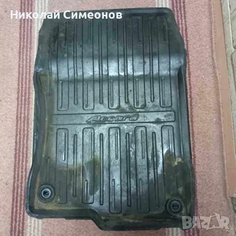 Продавам зимни стелки за ХОНДА, снимка 2 - Аксесоари и консумативи - 47433384