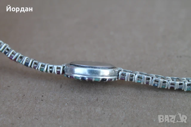 Дамски сребърен часовник ''Vialux'' с полускъпоценни камъни, снимка 12 - Дамски - 51331152