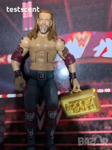 Kуфарче за екшън фигурки / играчки WWE Money In the Bank Briefcase  Договорът в куфарчето, снимка 3 - Колекции - 48939198
