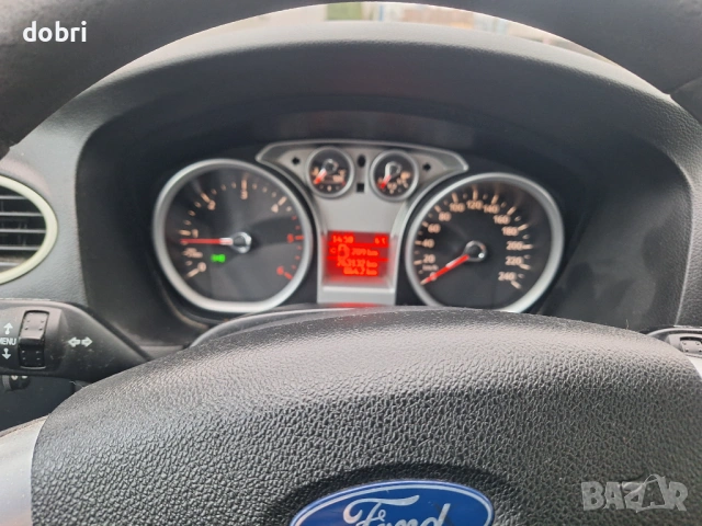 Форд Фокус 1.6HDI 90кс Клима, снимка 11 - Автомобили и джипове - 53063416