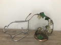Метални стойки за вино 2 броя и с декорация., снимка 1