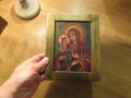 Стара провославна кона на Света Богородица Триеручица, Дева Мария- защита от враго, снимка 3