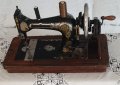 Автентична шевна машина Gritzner модел LUNA, снимка 1 - Антикварни и старинни предмети - 42301726