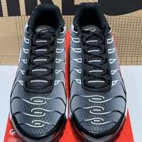 Nike TN AirMax Black Silver Metalic / Outlet, снимка 5 - Спортно елегантни обувки - 44666707