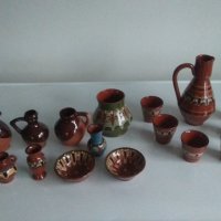 Троянска керамика, сервиз за ракия с 6 чашки и лот съдове. , снимка 2 - Сервизи - 44373216