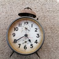 Антикварен часовник, снимка 2 - Антикварни и старинни предмети - 36259849