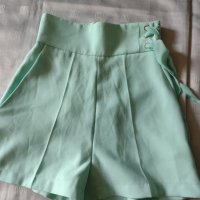 Елегантни къси панталони Elisabetta Franchi с висока талия, вталени., снимка 8 - Къси панталони и бермуди - 42524453