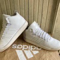 ''Adidas Veritas Lea''оригинални маратонки 44 номер, снимка 1 - Маратонки - 41636193