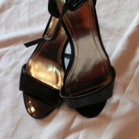 нови Сандали обувки маратонки, снимка 8 - Дамски обувки на ток - 40709086