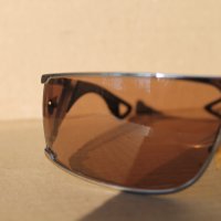 Слънчеви очила ''Emporio Armani'', снимка 2 - Слънчеви и диоптрични очила - 42539514