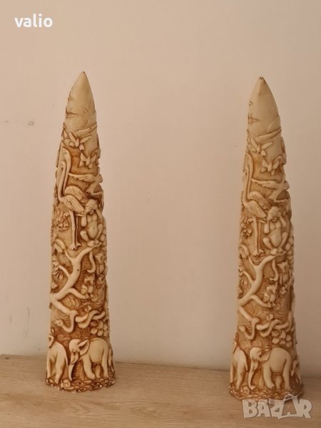 Продавам чифт гравирани бивни , снимка 1