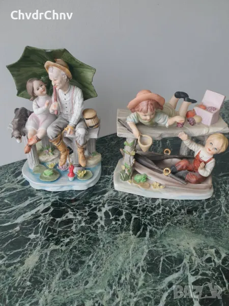 2бр японски статуетки 17-20см/порцеланови фигури композиции/деца-лодка/дядо-дете-куче, снимка 1