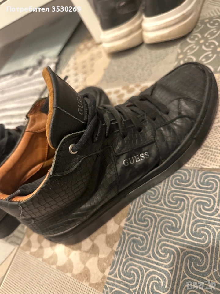 Обувки Guess, снимка 1