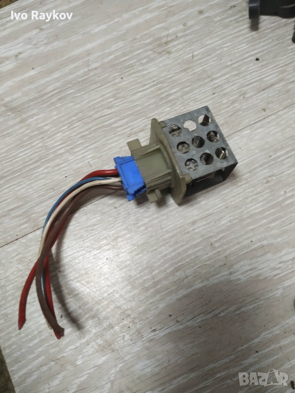 Резистор , парно за Peugeot Citroen 38574 Behr, снимка 1