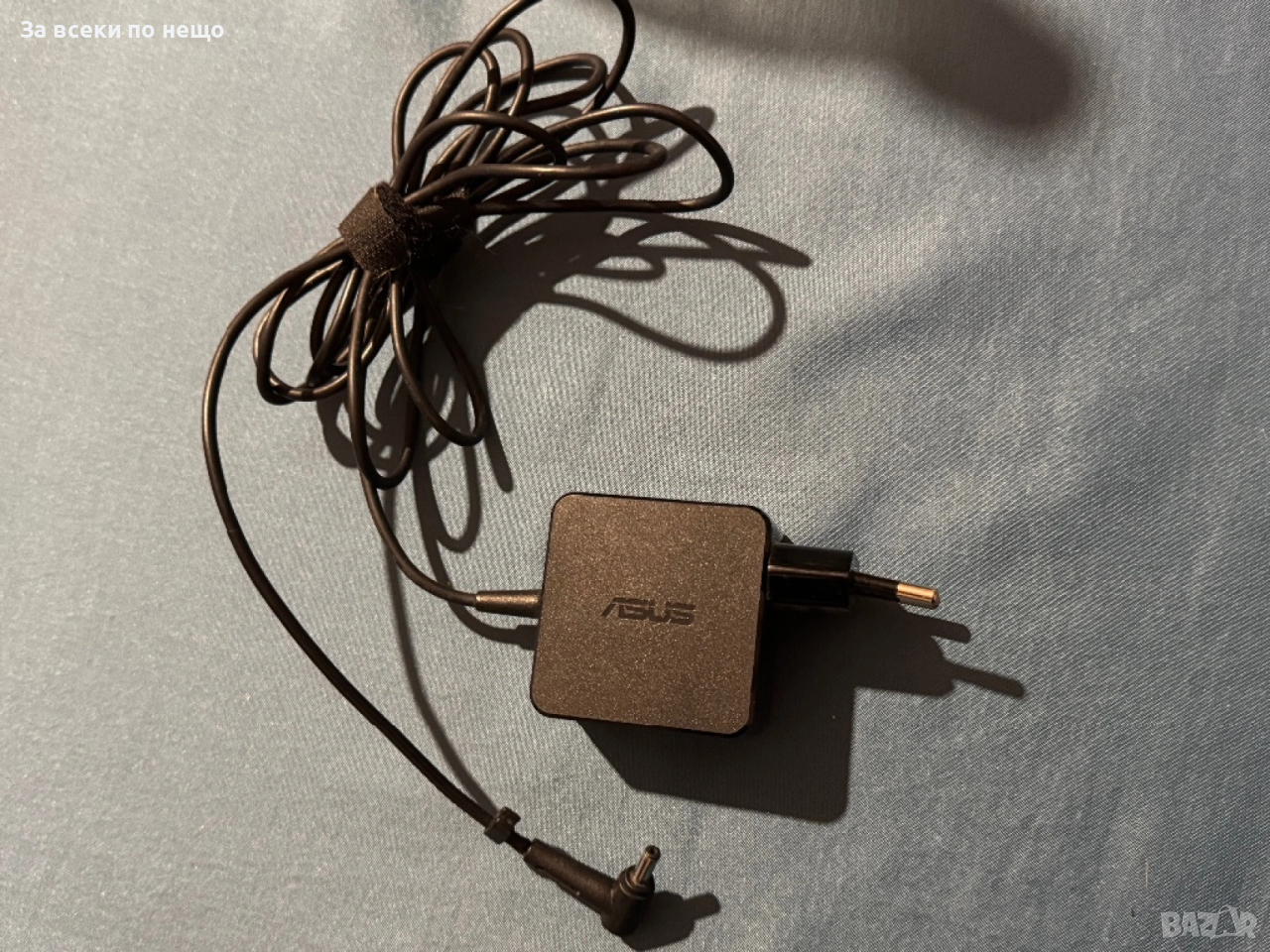 Оригинално Зарядно за лаптоп Asus 19V 1.75A , 33W , Букса 4.0x1.35мм, снимка 1