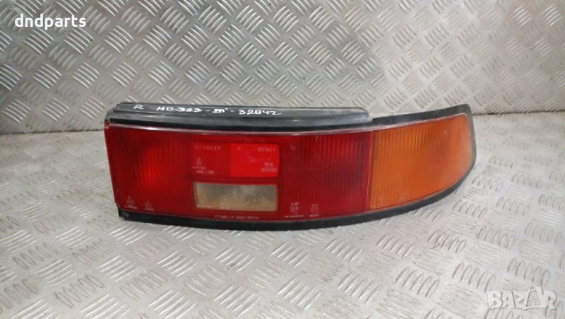 Десен стоп Mazda 323 1991г.	, снимка 1