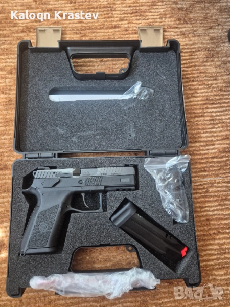 Пистолет CZ P07 9x19, снимка 1