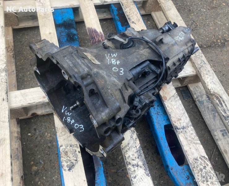 5 степена механична скоростна кутия за VW Фолксваген Пасат B5.5 1.8Т 012301103AD 2003, снимка 1