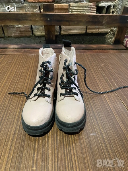 Boti cisto novi , снимка 1
