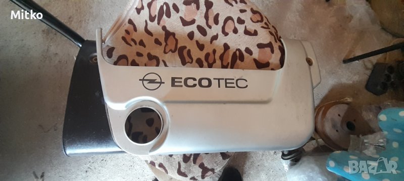 Капак Декоративен Двигател За Опел Тигра 1.6 16В 1998г / Opel Tigra 1.6 16V 1998y, снимка 1