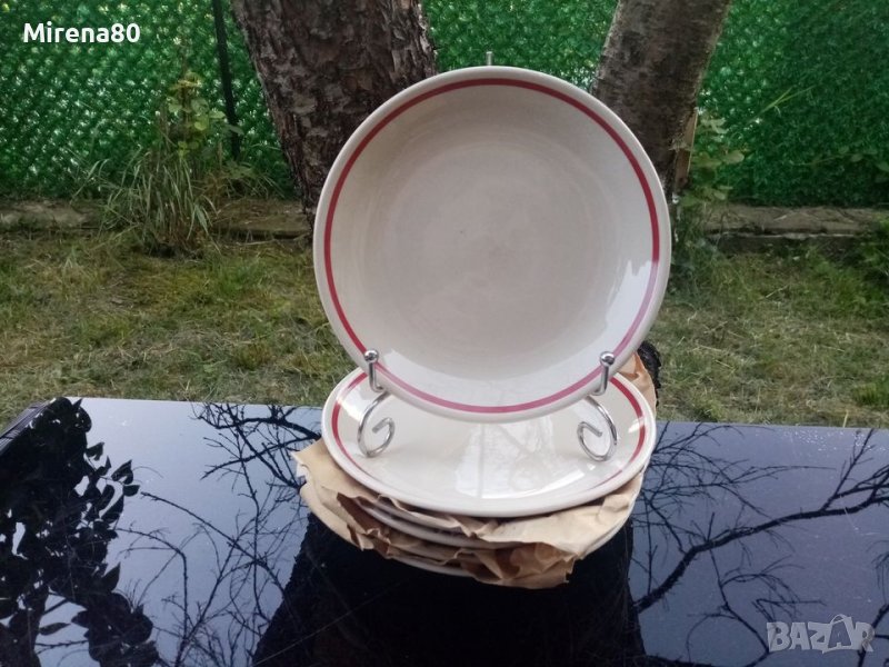 Чинии на Развитие, Калейца - с червен кант - НОВИ !, снимка 1