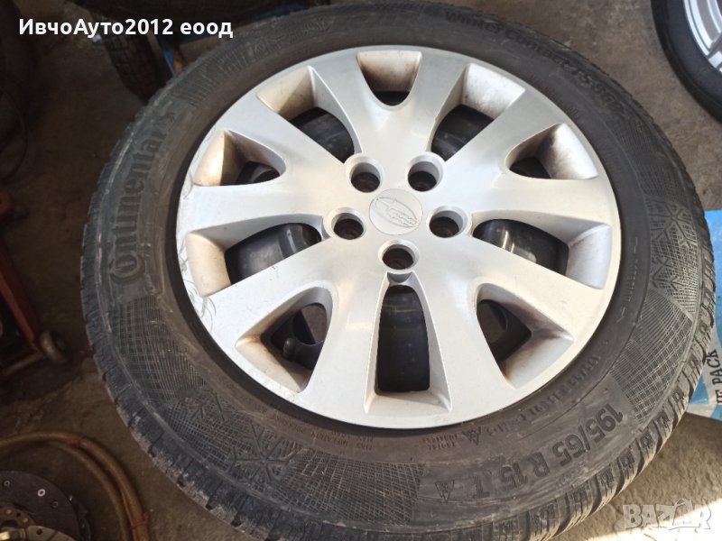 Комплект четири броя гуми с метални джанти и тасове оригинални 15 Subaru impresa, снимка 1