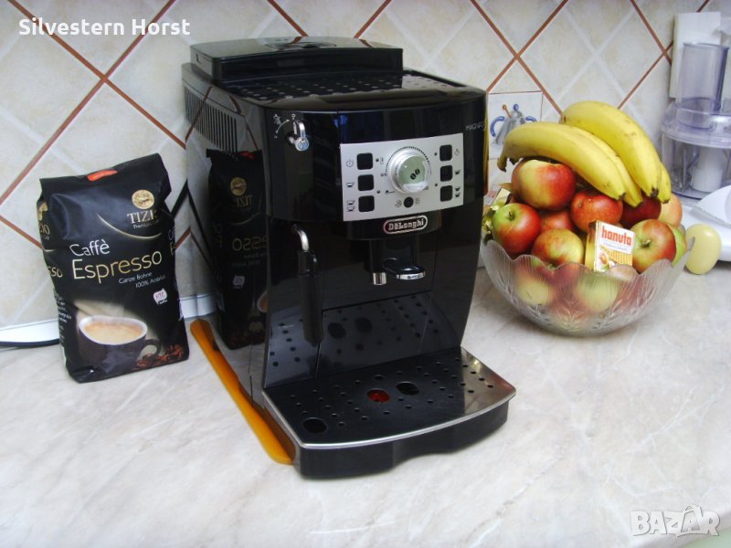 Кафе автомат / Еспресо машина “Delonghi“ MagniFica S. Почти нова, снимка 1