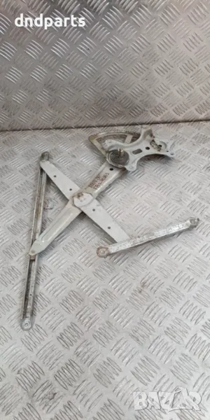 Стъклоповдигач Toyota RAV4 2004г.(преден десен)	, снимка 1